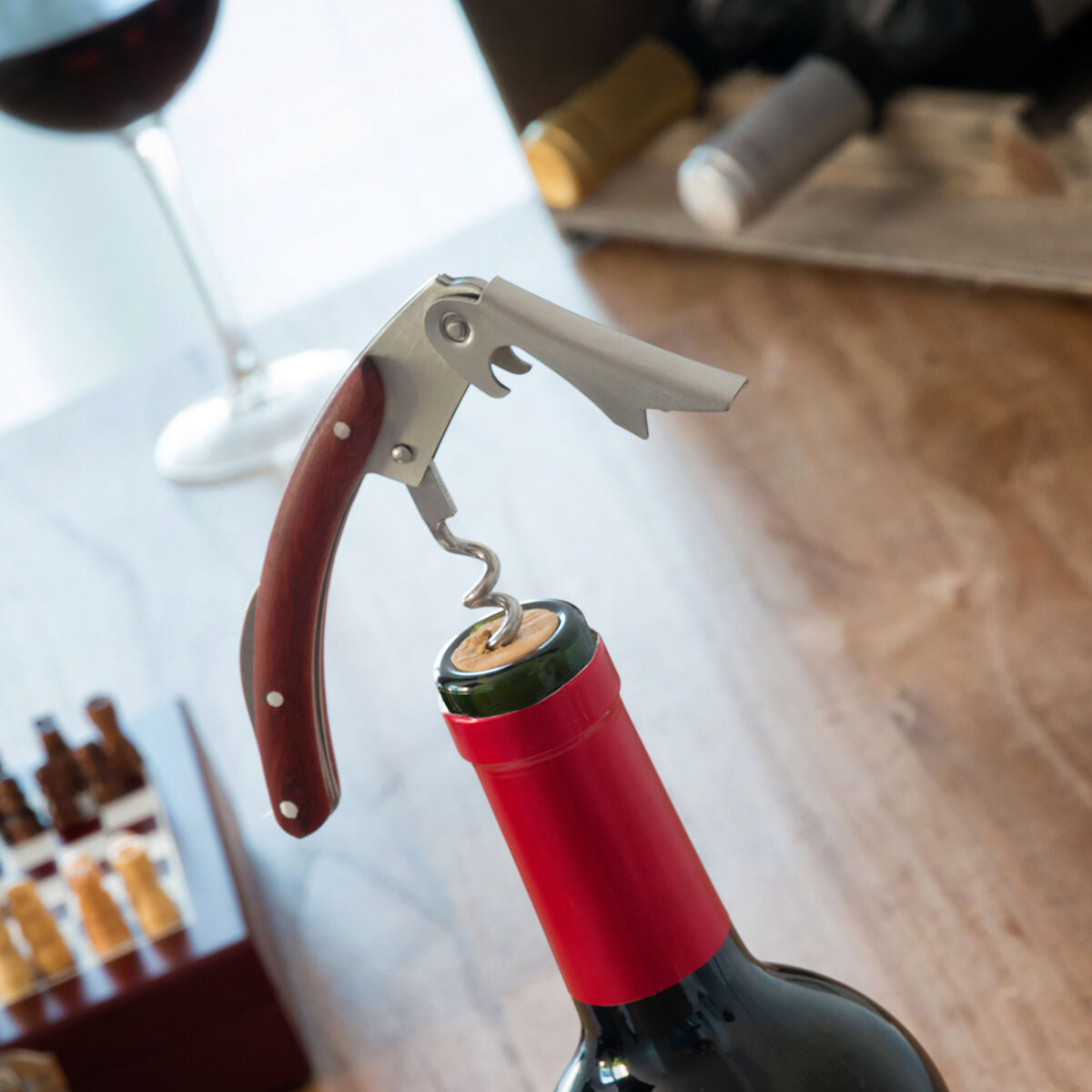 Wein Set mit Schachfiguren von InnovaGoods – 37-teilig